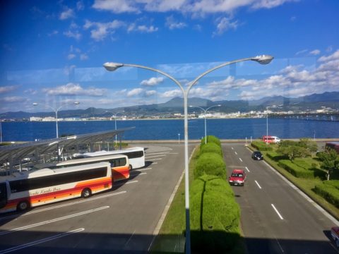 長崎空港から大村市内を眺める